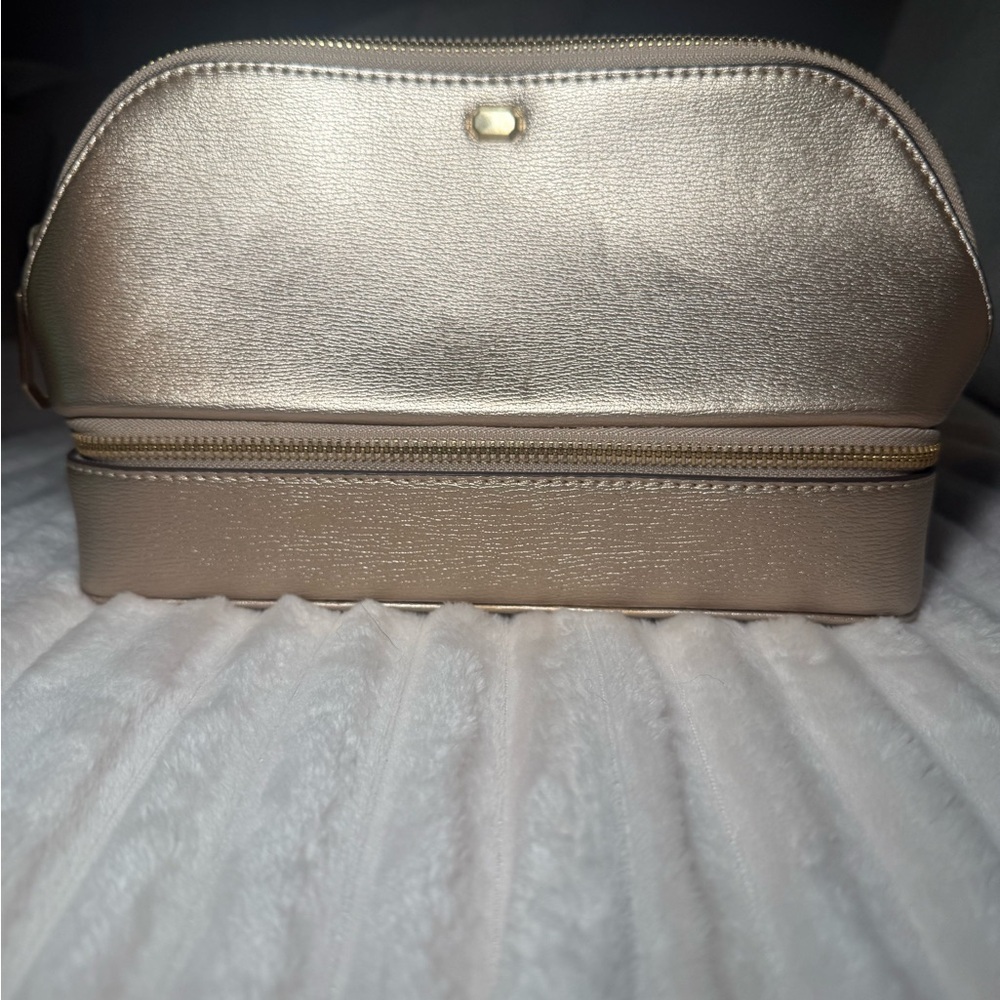 Metallic Matte Gold Cosmetic Pouch - Women's Travel Makeup Bag